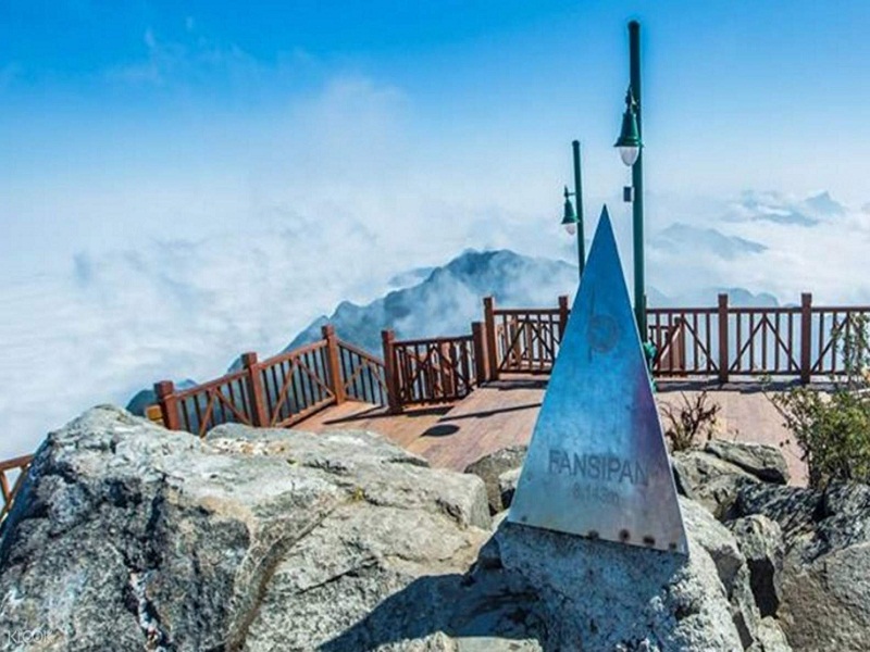 Dịch vụ đặt xe du lịch Hà Nội Sapa giá rẻ